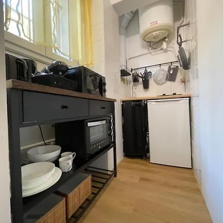 Studio M.